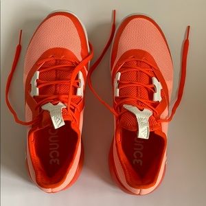 Adidas Bounce Tennis Shoes